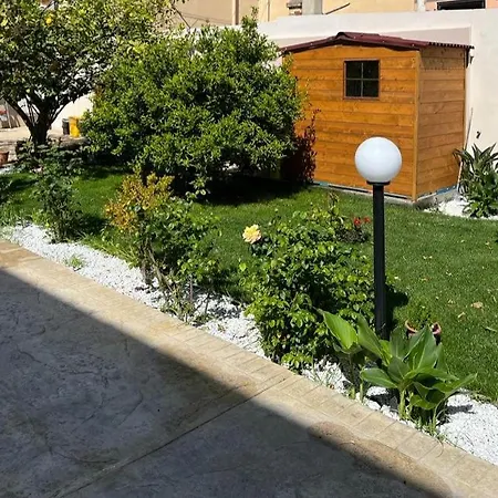 Casa Fiorita Pensjonat Assemini